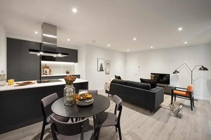 1 Bedroom Flat To Rent In The Courtyard Circus Street, BN2