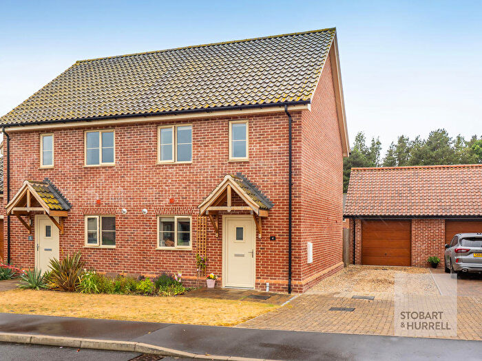 2 Bedroom Semi Detached House For Sale In St. Johns Way, Hoveton, Norfolk, NR12