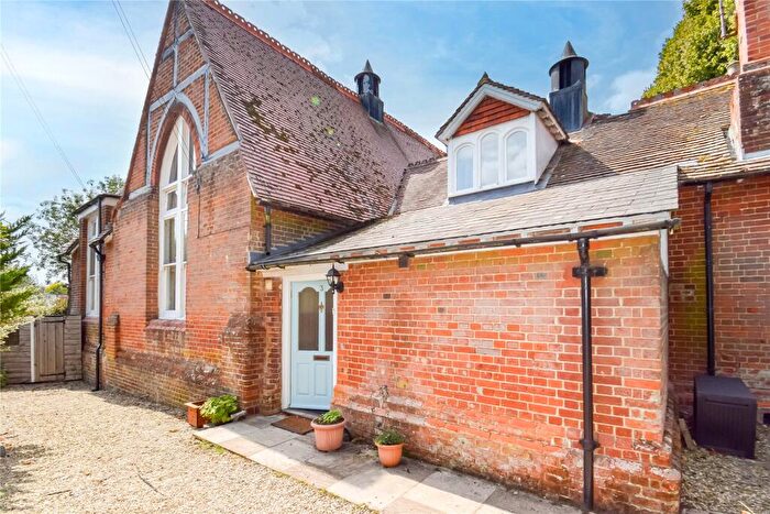 1 Bedroom Maisonette To Rent In Kings Corner, Pewsey, Wiltshire, SN9
