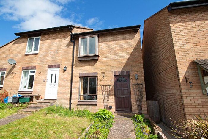 3 Bedroom End Terrace House For Sale In Aspen Close, Frome, BA11