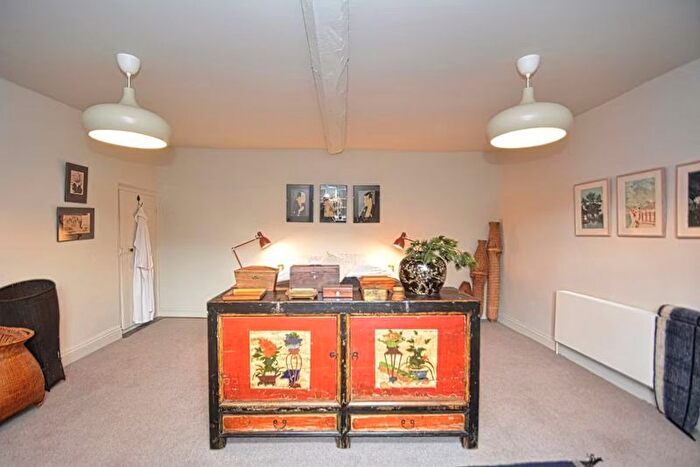 5 Bedroom Detached House For Sale In Dorrington, Shrewsbury, SY5