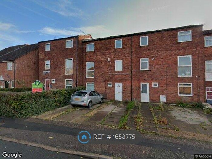 5 Bedroom End Of Terrace House To Rent In Bishopdale Road, Leicester, LE4