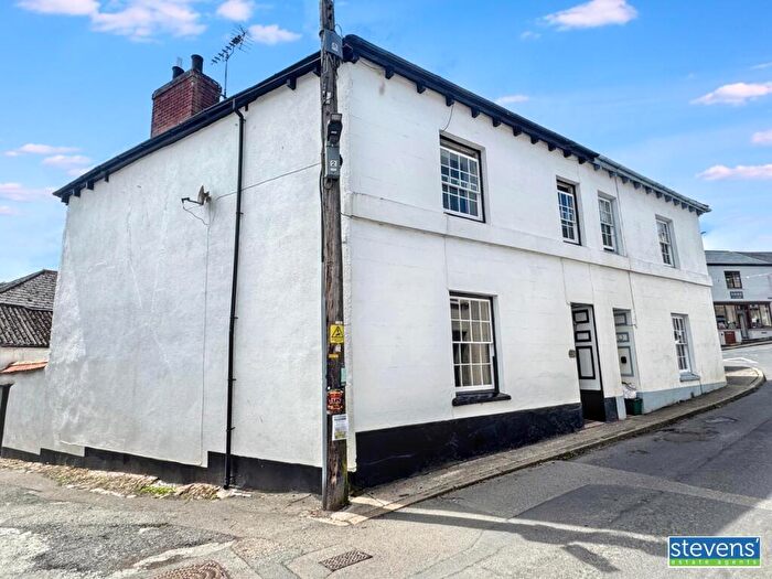3 Bedroom Semi-Detached House For Sale In High Street, Hatherleigh, Okehampton, Devon, EX20