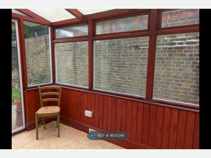 4 Bedroom End Of Terrace House To Rent In Leahurst Road, London, SE13