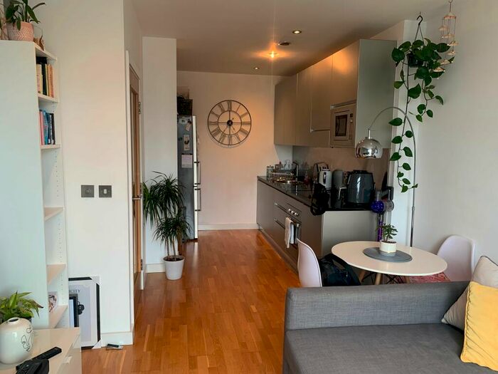 1 Bedroom Cottage To Rent In Roberts Wharf Leeds, LS9