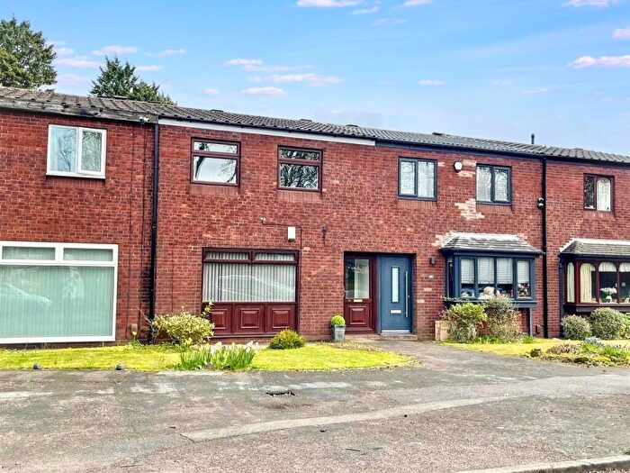 3 Bedroom Terraced House For Sale In Haunchwood Drive, Walmley, Sutton Coldfield, B76