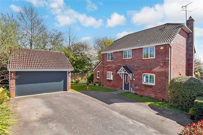 4 Bedroom Detached House For Sale In Warminghurst Close, Ashington, West Sussex, RH20