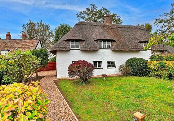 3 Bedroom Cottage To Rent In High Street, Roxton, MK44