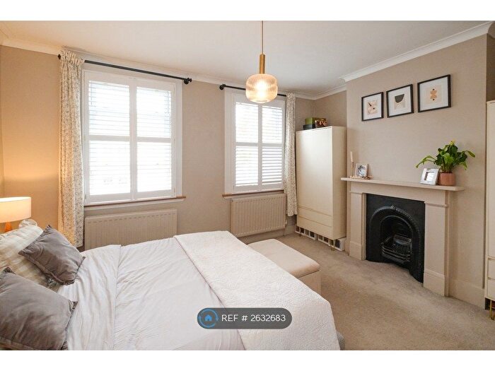 3 Bedroom Terraced House To Rent In Charnwood Road, London, SE25