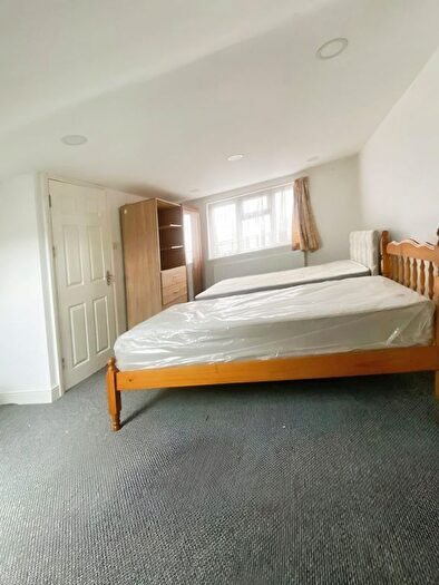 1 Bedroom Terraced House To Rent In Durham Place, Eton Road, Ilford, IG1