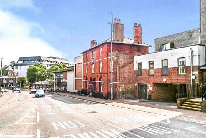 2 Bedroom Flat For Sale In Flat, - The Broadway, Maidstone, Kent, ME16