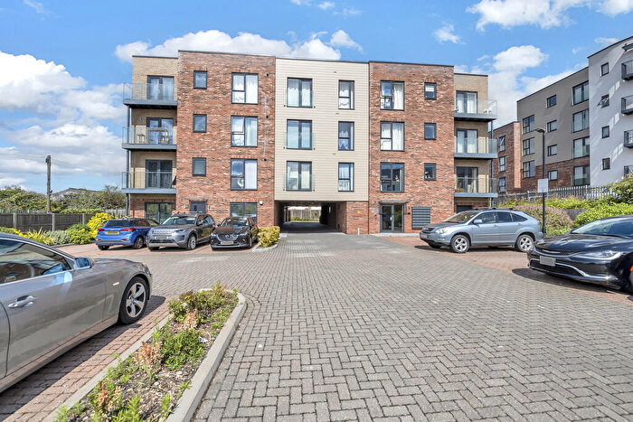 2 Bedroom Apartment To Rent In Tamlyn House, Bury St. Edmunds, IP32