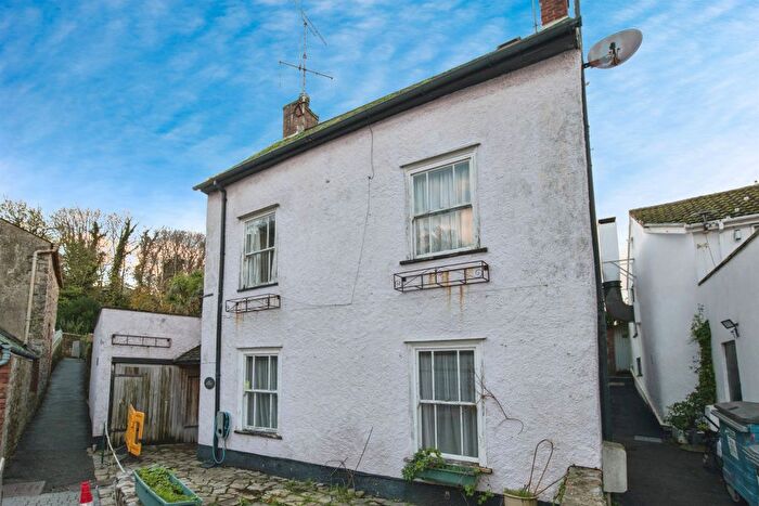 4 Bedroom Detached House For Sale In Mill Lane, Lyme Regis, DT7