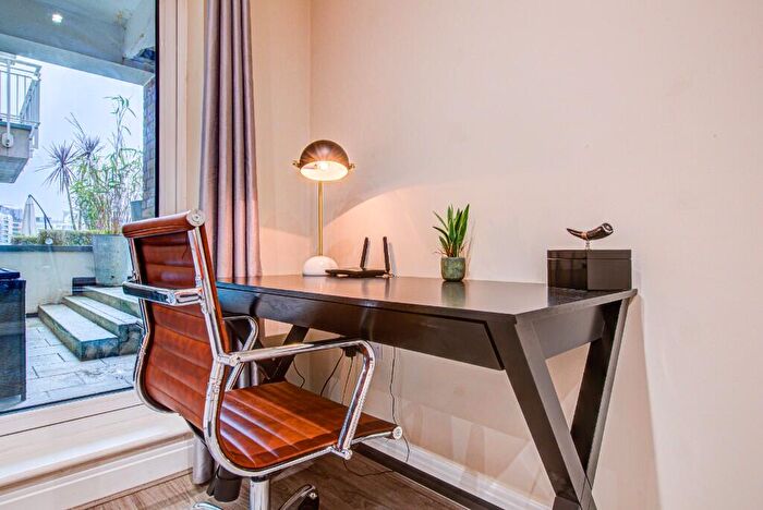 1 Bedroom Serviced Apartments To Rent In Lombard Road, London, SW11