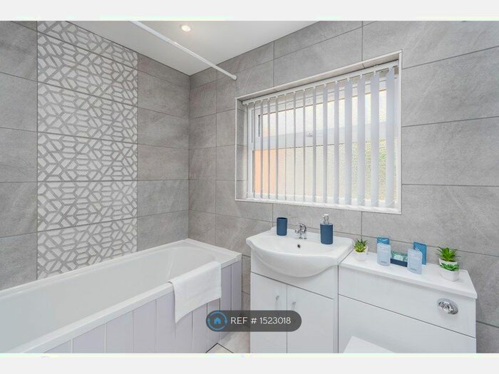 2 Bedroom Terraced House To Rent In Caludon Road, Coventry, CV2