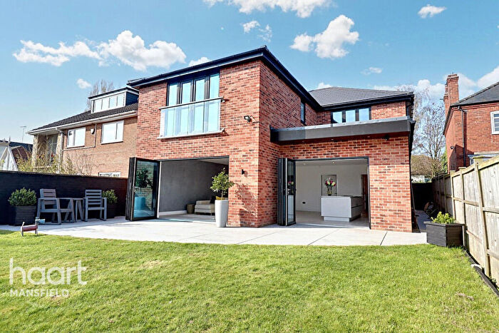 4 Bedroom Detached House For Sale In Lime Grove, Mansfield, NG19