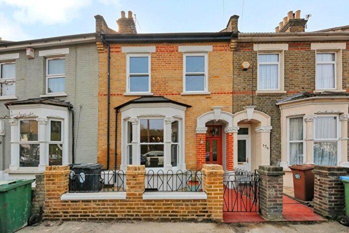 5 Bedroom House For Sale In Langthorne Road, Leytonstone, E11