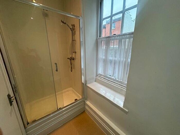 2 Bedroom Apartment To Rent In Albermarle Row, Bristol, BS8