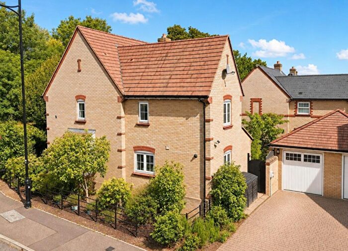 4 Bedroom Detached House For Sale In Brockswood Drive, Hemel Hempstead, Hertfordshire, HP2