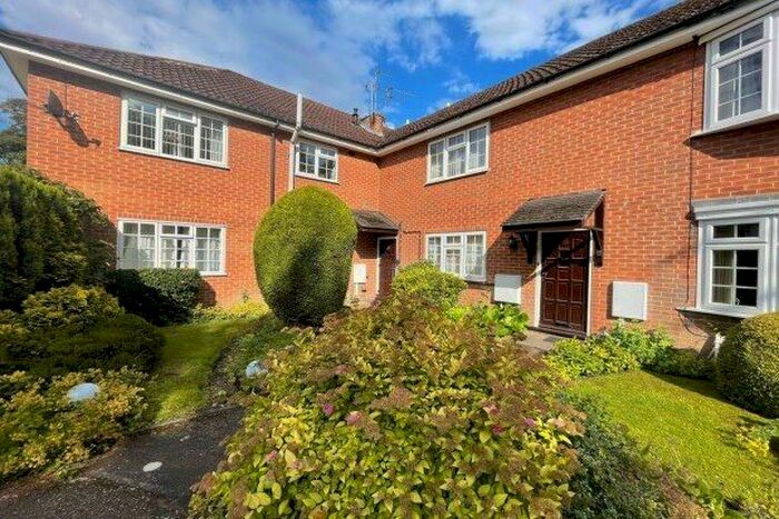 2 Bedroom Flat To Rent In Hutt Farm Court, Nottingham, NG15