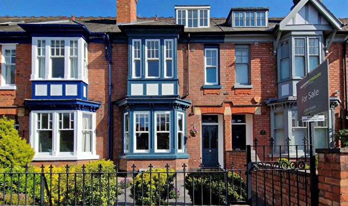 4 Bedroom Terraced House For Sale In Evesham Place, Stratford-Upon-Avon, CV37