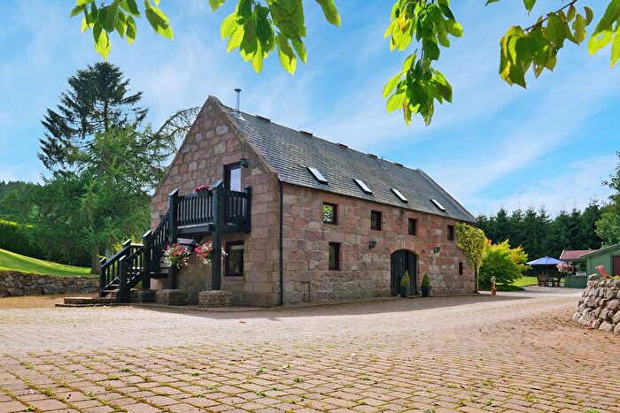 3 Bedroom Detached House For Sale In Echt, Westhill, Aberdeenshire, AB32