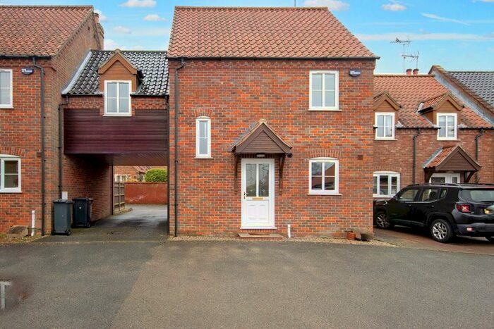 3 Bedroom Semi-Detached House To Rent In Norman Cockaday Court, Holt, NR25