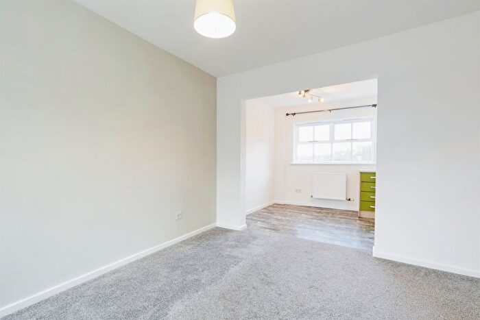 3 Bedroom Terraced House For Sale In Bramble Close, Haworth, Keighley, BD22
