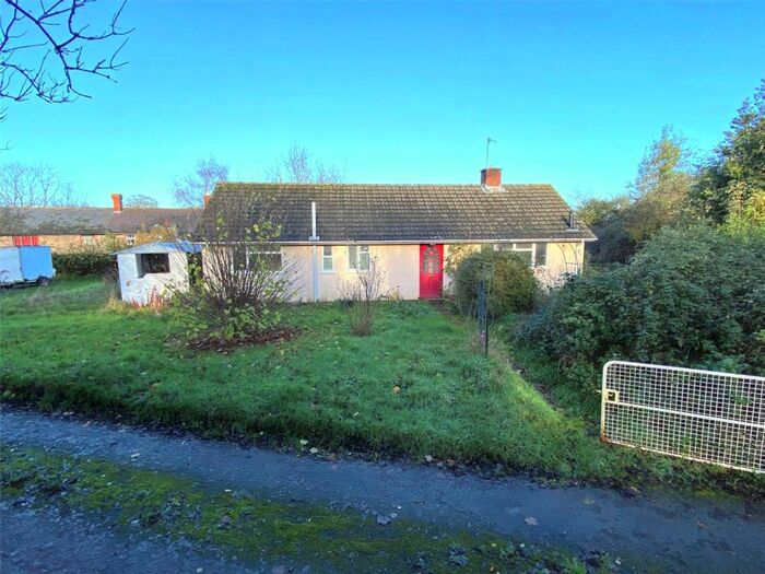 3 Bedroom Bungalow For Sale In The Orchard, Velindre, Brecon, Powys, LD3