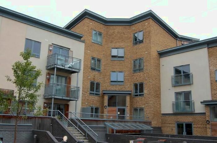 2 Bedroom Flat To Rent In Quayside Drive, Colchester, CO2