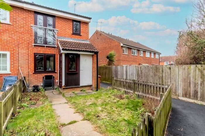 1 Bedroom End Of Terrace House To Rent In Bishop's Stortford, CM23