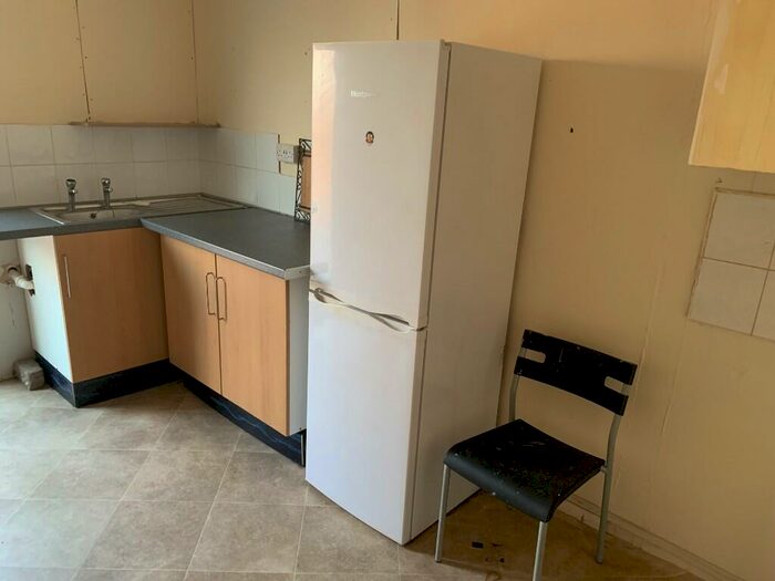 1 Bedroom Flat To Rent In Cowbridge Road East, Cardiff(City), CF5