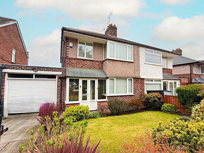 3 Bedroom Semi-Detached House For Sale In Manor Road, Woolton, L25