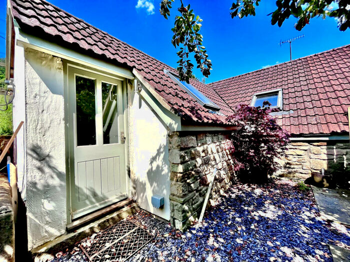 1 Bedroom Cottage To Rent In Pontshill, HR9