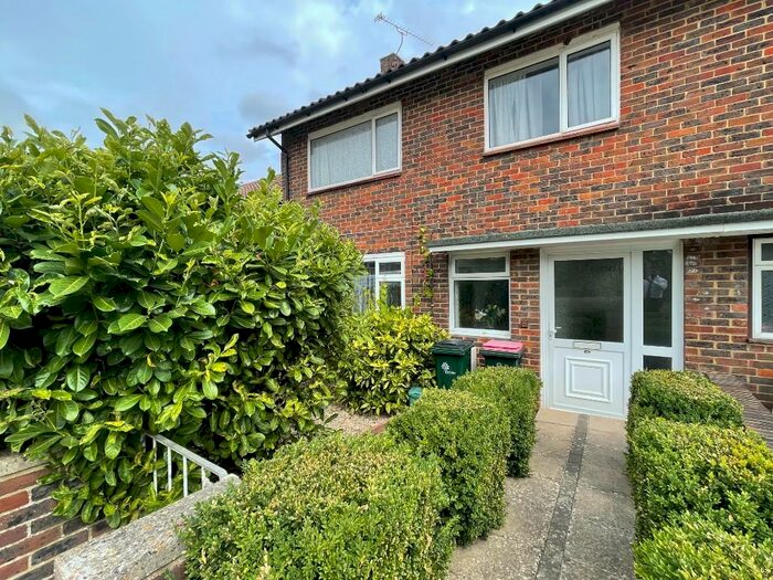 3 Bedroom Terraced House To Rent In Paddockhurst Road, Crawley, West Sussex, RH11