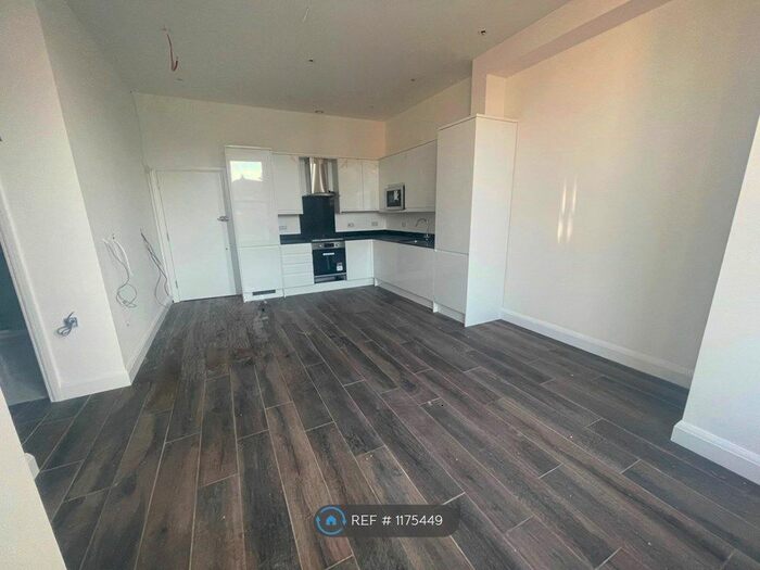 1 Bedroom Flat To Rent In Warham Road, South Croydon, CR2