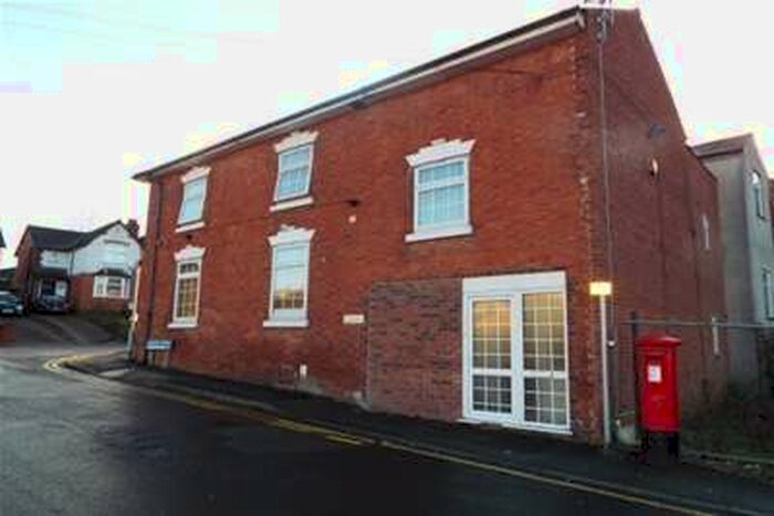 2 Bedroom Flat To Rent In Bromsgrove Road, Redditch, B97