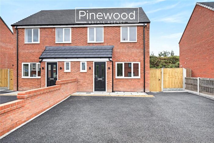 3 Bedroom Semi Detached House To Rent In Victoria Way, Bagillt Road, CH6