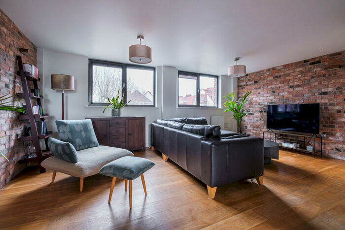 2 Bedroom Apartment To Rent In Chance Street, London, E2