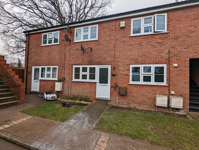 2 Bedroom Flat To Rent In Old School Close, Leiston, IP16