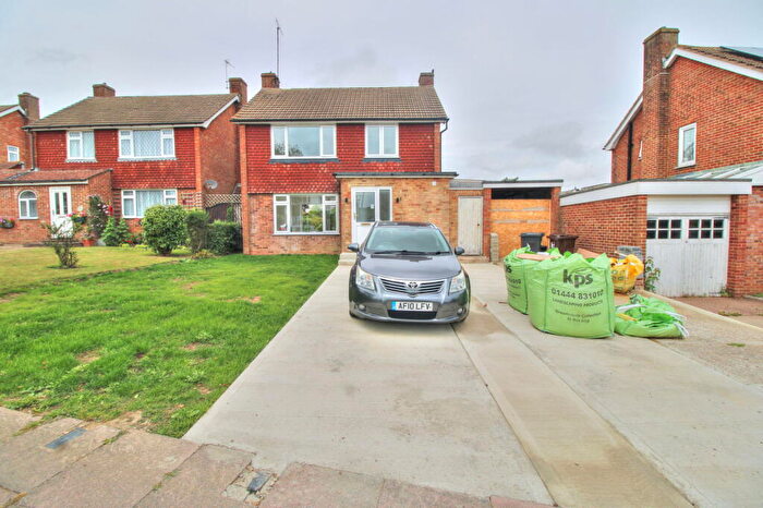 5 Bedroom Detached House To Rent In Branston Road, Eastbourne, BN22
