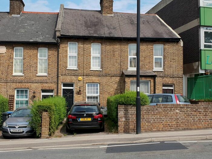 2 Bedroom Terraced House To Rent In Chase Road, London, N14