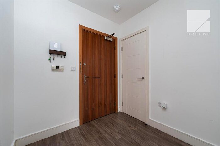 1 Bedroom Flat To Rent In Larkshall Road, London, E4