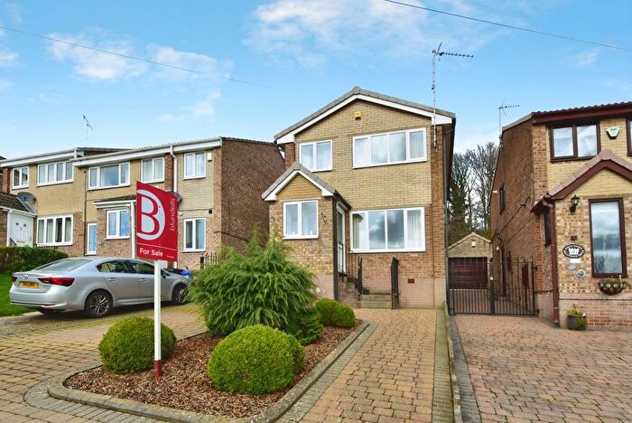 3 Bedroom Detached House For Sale In Hollybank Drive, Sheffield, S12