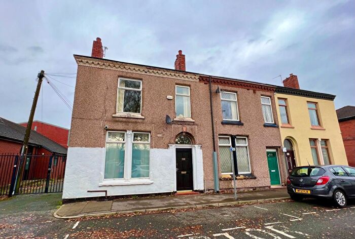 4 Bedroom End Of Terrace House To Rent In Church Street, Leigh, WN7