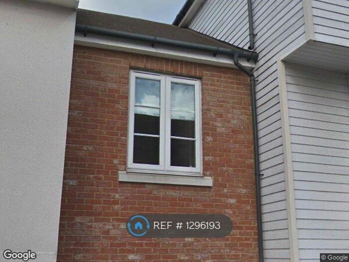 2 Bedroom Flat To Rent In The Boulevard, Greenhithe DA9