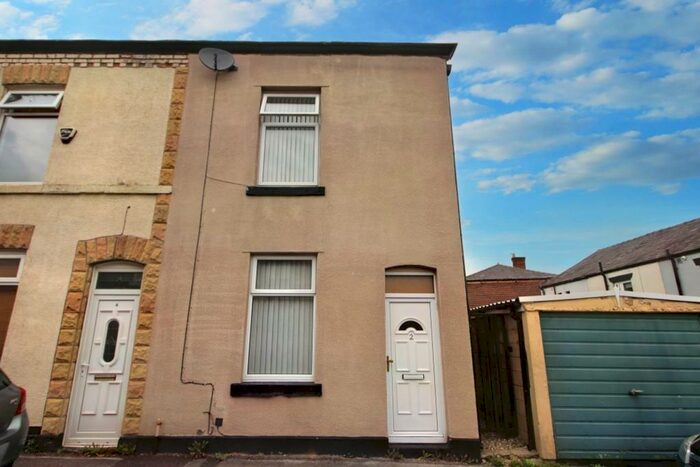 2 Bedroom Terraced House To Rent In Bleakley Street, Whitefield, M45
