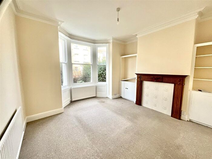 4 Bedroom Property To Rent In Gladstone Street, Scarborough, YO12