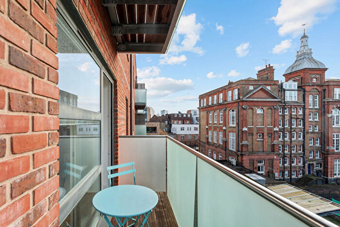 2 Bedroom Apartment For Sale In Tiltman Place, Finsbury Park, Islington, N7