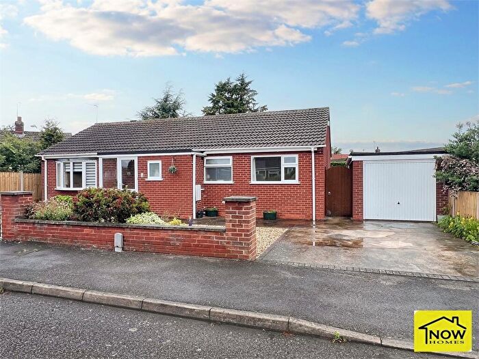 3 Bedroom Detached Bungalow For Sale In Denbigh Court, Collingham, NG23